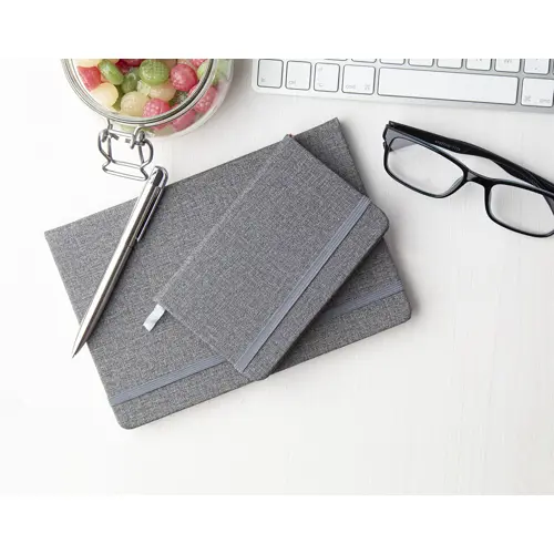 Block Notes A6 con copertina in pelle PU e 80 fogli a righe con elastico e segnapagine