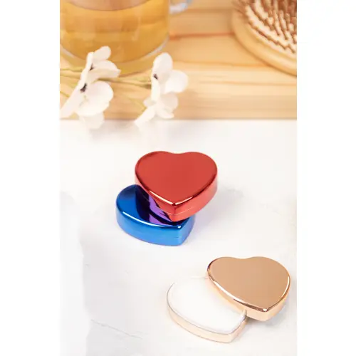 Balsamo labbra alla vaniglia contenitore metallizzato in ABS riciclato a forma di cuore protezione SPF15