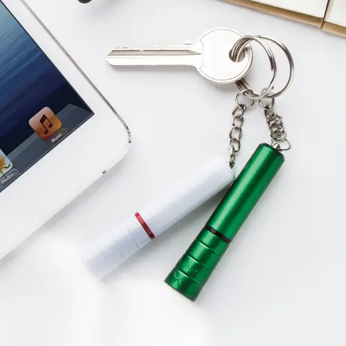 Portachiavi con mini torcia LED