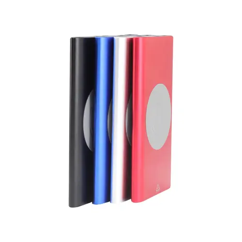 Power bank wireless in alluminio riciclato con ricarica rapida e porta USB-C da 4000mAh