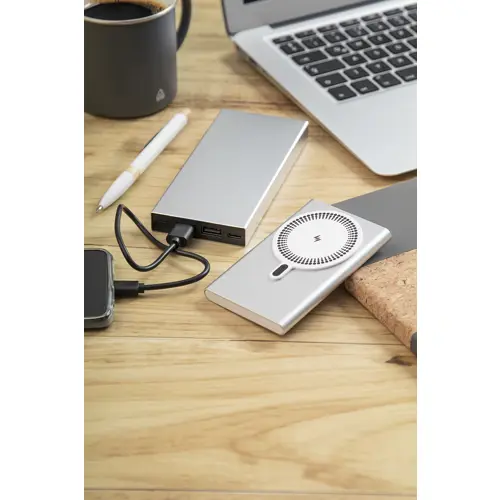 Power bank in alluminio riciclato con porta USB e USB-C da 10000mAh