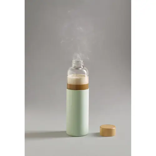 Borraccia in vetro da 600 ml con tappo in bambù e protezione in silicone
