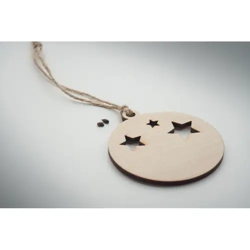 Decorazione in legno a forma di palla con cordoncino di iuta e semi di abete rosso in busta kraft