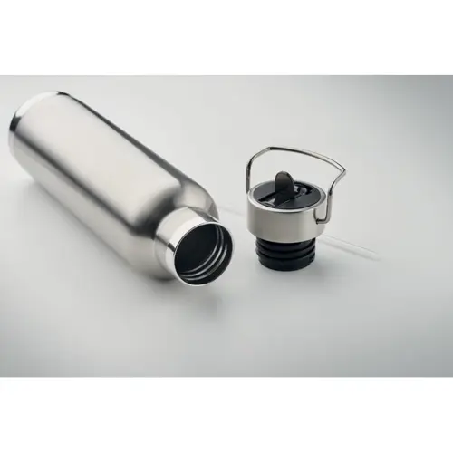 Borraccia doppio strato in acciaio inox riciclato con cannuccia e manico 660ml