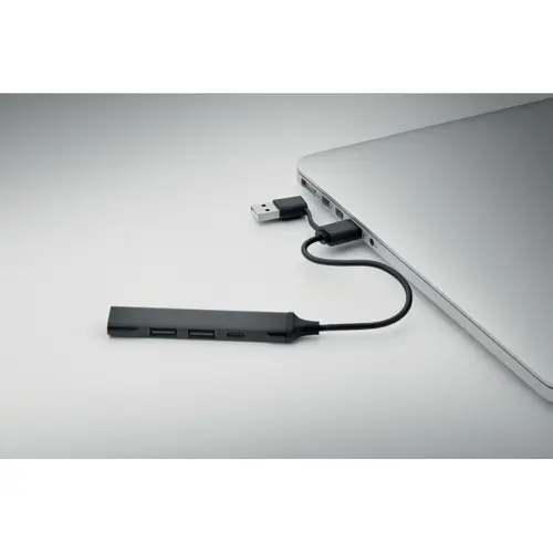 Hub USB a 4 porte in alluminio riciclato con 3 porte USB-A e 1 porta USB-C
