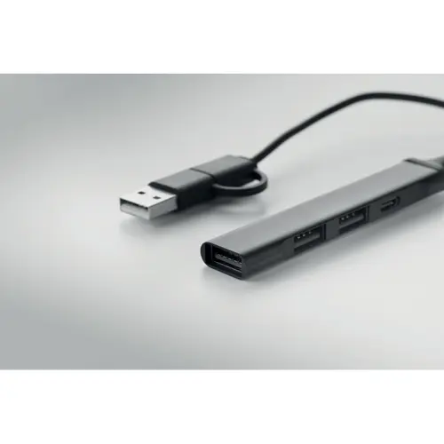 Hub USB a 4 porte in alluminio riciclato con 3 porte USB-A e 1 porta USB-C