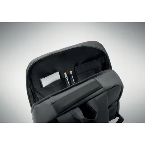 Zaino porta pc da 15" in RPET con scomparti imbottiti e varie tasche e schianle spallacci imbottiti