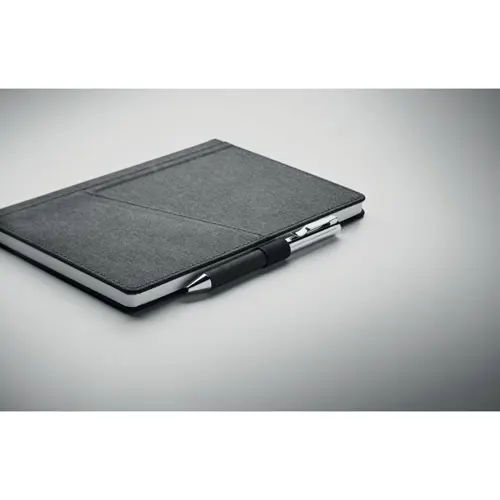 Set regalo composto da penna a sfera in metallo refill blu con taccuino e portachiavi in RPET