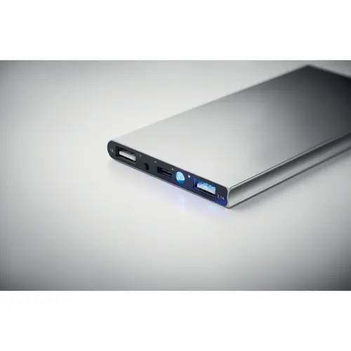 Power bank in alluminio riciclato da 8000mAh