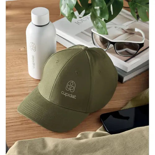 Cappellino da 6 pannelli in twill di cotone da 280gr con chiusura in acciaio regolabile