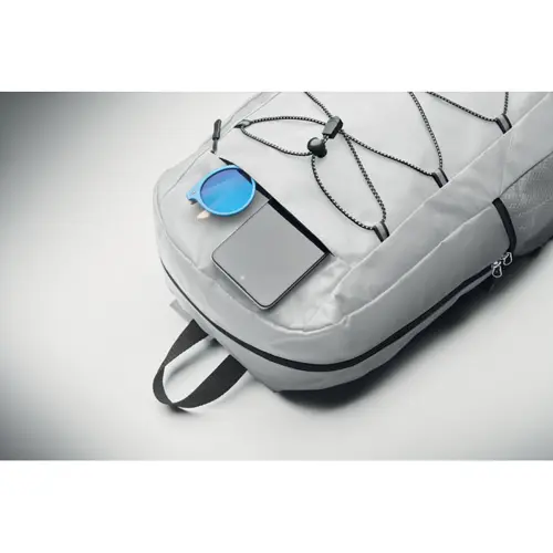 Zaino in poliestere 600D RPET  con cordino e tasca frontale e sui lati tasche a rete 30X14X45cm