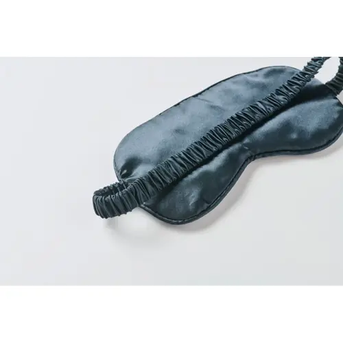 Maschera per gli occhi in morbido poliestere con cutodia