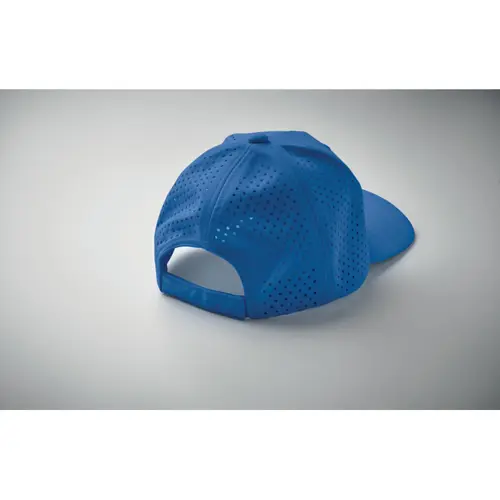 Cappellino con visiera in poliestere 130gr a 5 pannelli ad asciugatura rapadia e repellente al sudore