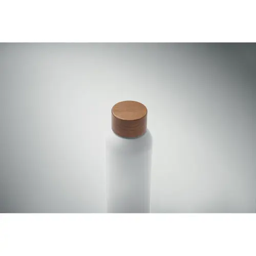 Borraccia in acciaio inox riciclato con finitura gommata e coperchio in legno di acacia 700ml