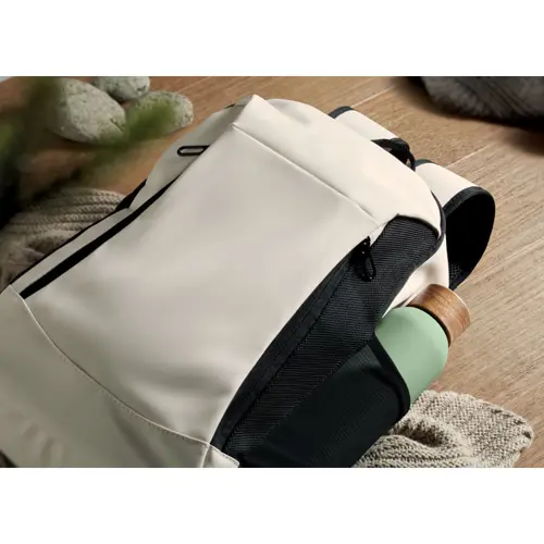 Zaino porta pc da 15" in PU morbido e RPET con schienale imbottitto e cerniera nascosta