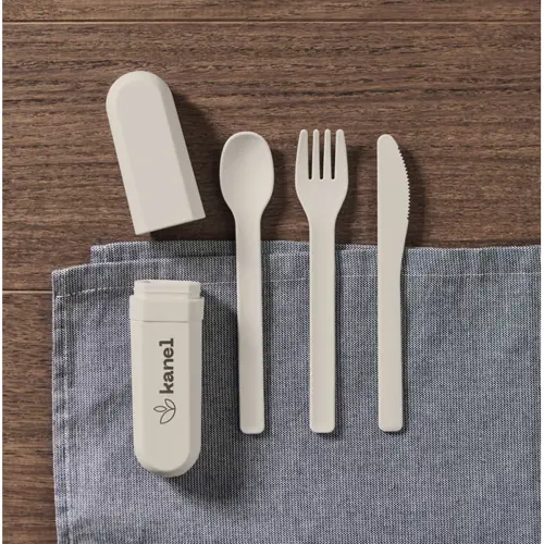 Set di posate riutilizzabili in custodia in PLA