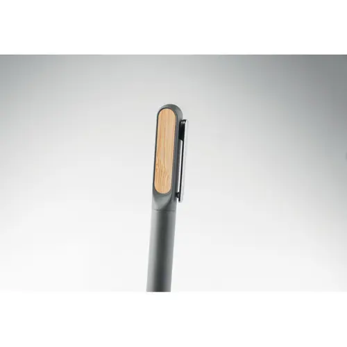 Penna a sfera a rotazione con fusto in alluminio riciclato e dettaglio in bambù refill blu