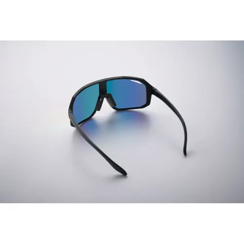 Occhiali da sole design con lenti specchiate UV400
