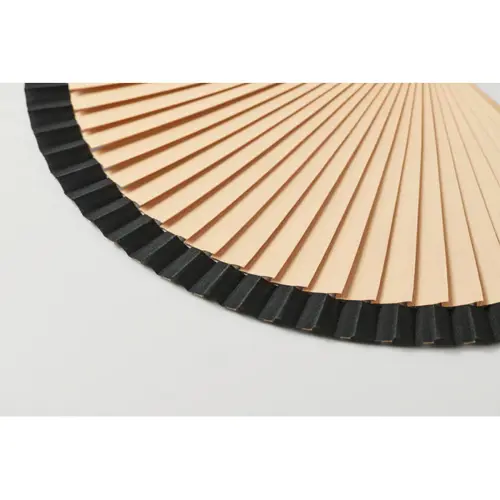 Ventaglio in legno e poliestere
