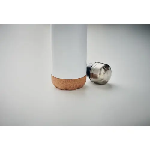 Borraccia doppio strato in acciao inossidabile con dettagli in sughero sulla base 500ml