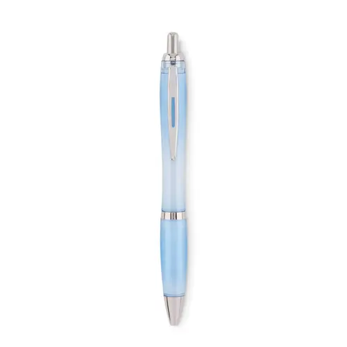 Penna a sfera in RPET disponibile in vari colori con meccanismo a scatto e refill blu