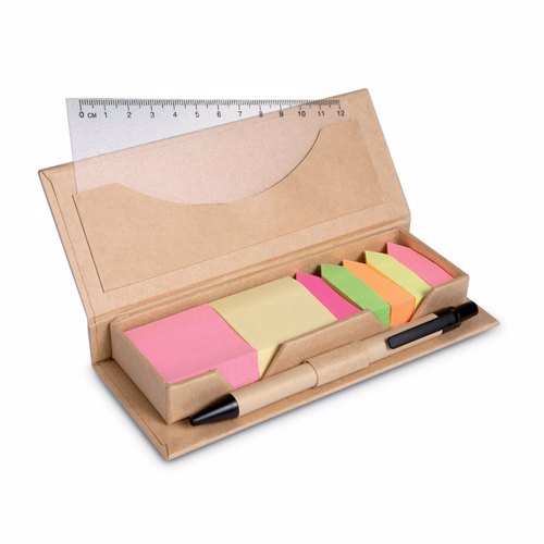 Set penna, righello e note adesive in custodia di cartone