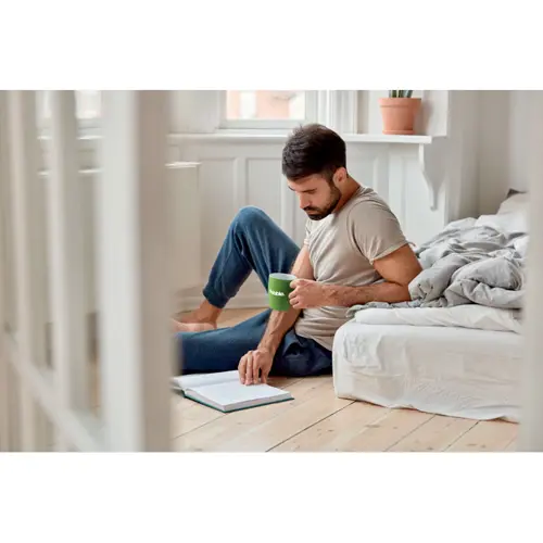 Tazza in ceramica colorata con parete interna bianca 300ml