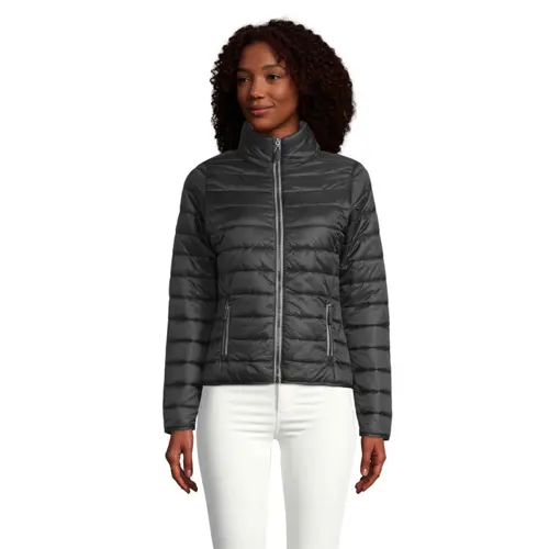 Piumino leggero da donna colori assortiti con fodera e zip a contrasto taglio aderente in nylon e poliestere 180gr