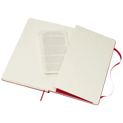 Block note Moleskine con copertina rigida e fogli a righe color avorio 13x21cm