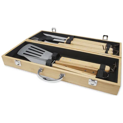 Set per barbecue da 5 pezzi Seasons in una confezione regalo in bambù