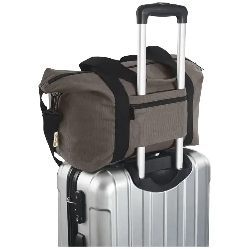 Borsone sportivo in tela riciclata con maniglie rinforzate e aggancio trolley 60x22x29cm
