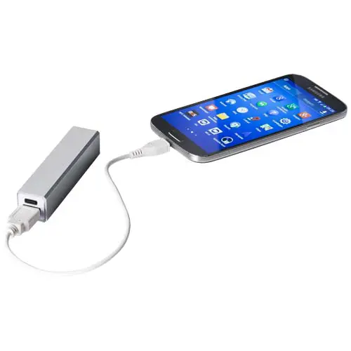 Power bank portatile in alluminio disponibile in varie colorazioni da 2200mAh