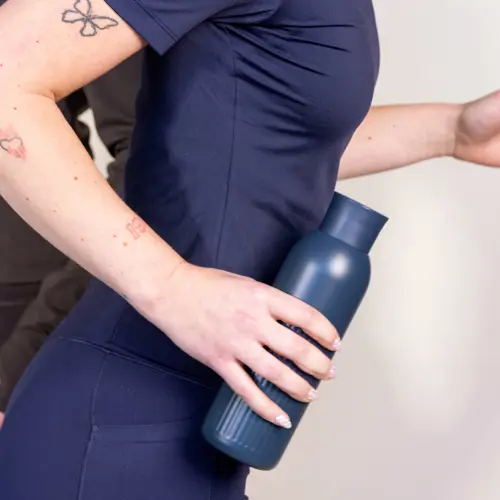 Borraccia Sagaform Tekla Push da 500ml in acciaio con tappo a pressione riciclato