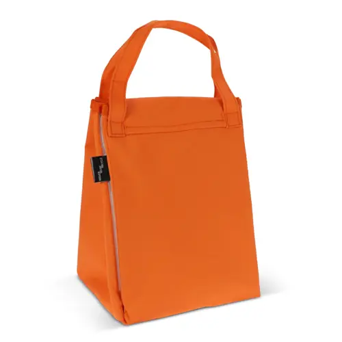 Borsa frigo ripiegata e tappetino da picnic
