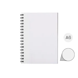 Block notes A6 Desk-Mate con rilegatura a spirale nera con copertina e 50 fogli interni personalizzabili