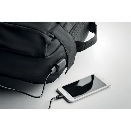 Zaino porta pc da 16" in poliestere riciclato 300D con spallacci imbottiti e cavo di ricarica USB