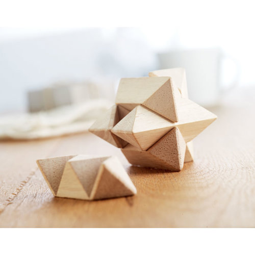Puzzle in legno a forma di stella in custodia di cotone