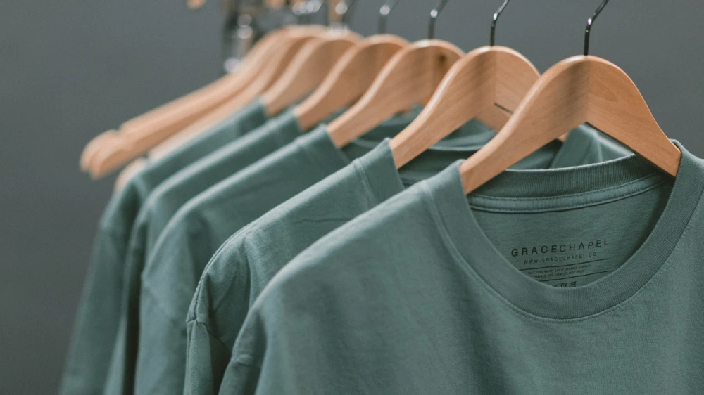 3 modi per utilizzare le T-shirt personalizzate come gadget aziendali